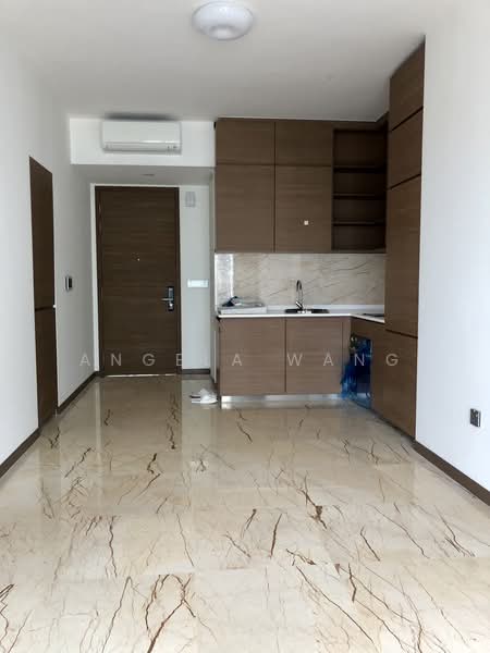 Queens Peak, 3 Dundee Road, 2 Bedrooms, 624 sqft, Condominium For Rent, by Angela Wang, 23001903 - Kitchen - PropertyGuru.com.sg