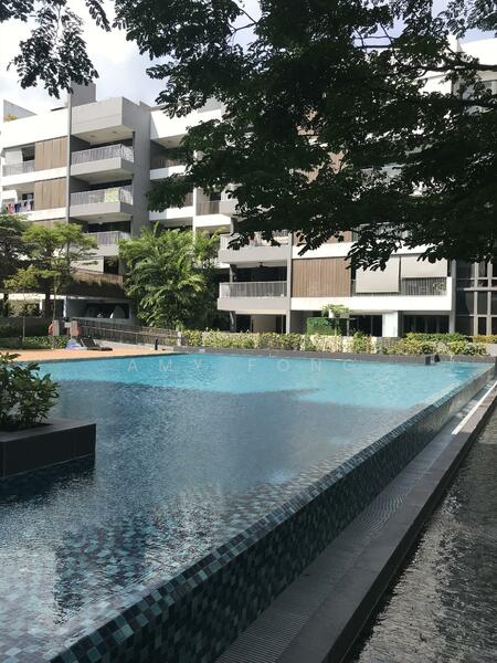 One of the two swimming pools @ Meadows at Pierce