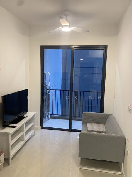 Rezi 35, 20 Lorong 35 Geylang, 1 Bedroom, 452 sqft, Condominium For Rent, by Derrick Ng, 23005255 - PropertyGuru.com.sg