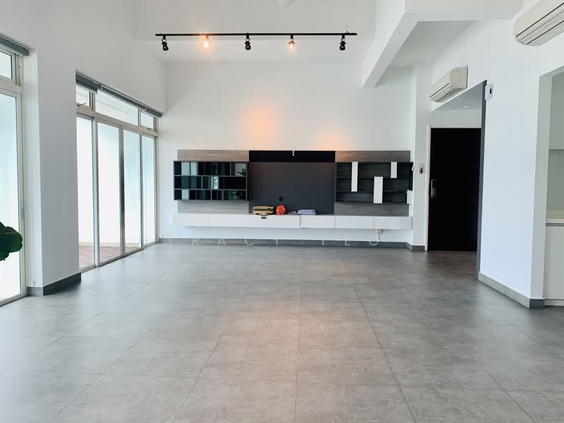 Monterey Park Condominium, 21 West Coast Rise, 3 Bedrooms, 2,359 sqft, Condominium For Rent, by Tracy Teo, 23006424 - PropertyGuru.com.sg