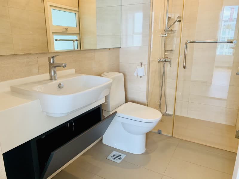 Monterey Park Condominium, 21 West Coast Rise, 3 Bedrooms, 2,359 sqft, Condominium For Rent, by Tracy Teo, 23006424 - PropertyGuru.com.sg