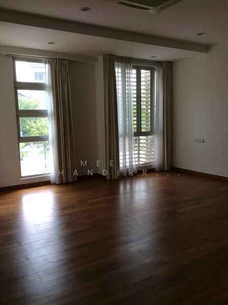 Namly Crescent, , 5 Bedrooms, 4,400 sqft, Semi-Detached House For Rent, by Meera Chandirran/VR, 23006565 - PropertyGuru.com.sg