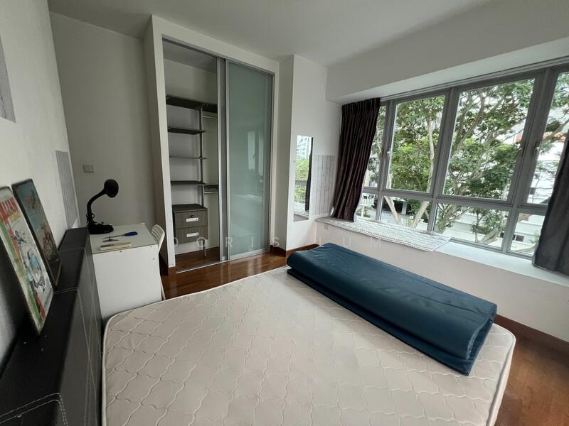 For Rent - Esta Ruby