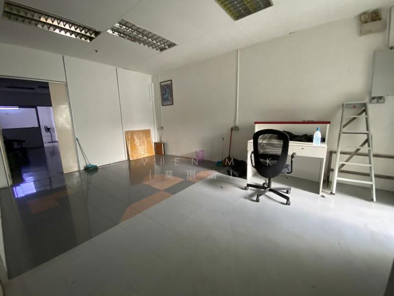 Mactech Building, 2 Kallang Pudding Road, Macpherson / Potong Pasir, 1,300 sqft, Light Industrial (B1) For Rent, by Vivien Mok (莫琍清), 23018937 - CommercialGuru.com.sg