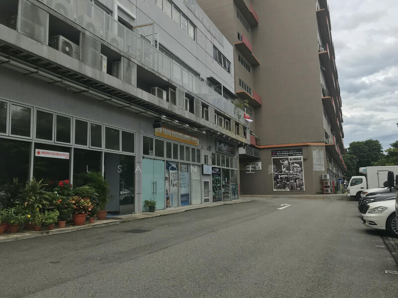 Pioneer Junction, 3 Soon Lee Street, 947 sqft, Factory / Workshop (B2) For Sale, by Lisa Ong 王镁侥, 23021526 - CommercialGuru.com.sg