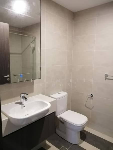 Parc Riviera, 101 West Coast Vale, 2 Bedrooms, 710 sqft, Condominium For Rent, by Simon Tan, 23029131 - COMMON BATHROOM - PropertyGuru.com.sg