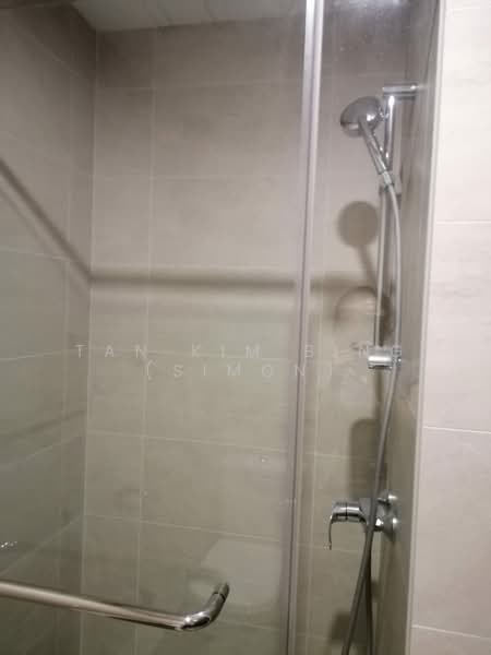 Parc Riviera, 101 West Coast Vale, 2 Bedrooms, 710 sqft, Condominium For Rent, by Simon Tan, 23029131 - COMMON ROOM SHOWER CUBICLE - PropertyGuru.com.sg