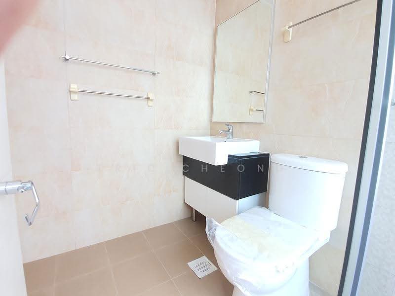 Sunshine Regency, 9 Rambai Road, East Coast / Marine Parade, 3 Bedrooms, 893 sqft, Apartment For Rent, by Eric Cheong, 23037004 - PropertyGuru.com.sg