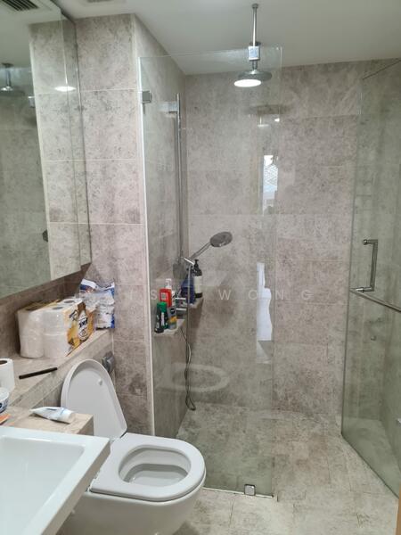 One Shenton, 1 Shenton Way, 2 Bedrooms, 1,227 sqft, Condominium For Sale, by Daisy Wong, 23046821 - PropertyGuru.com.sg