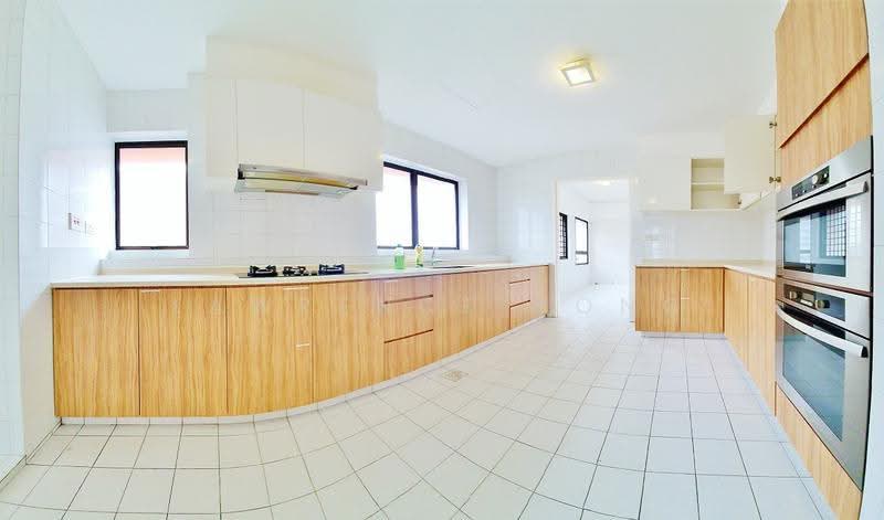 Parkway View, 39 Marine Parade Road, East Coast / Marine Parade, 4 Bedrooms, 2,776 sqft, Condominium For Rent, by Lawrence Hong, 23050320 - PropertyGuru.com.sg