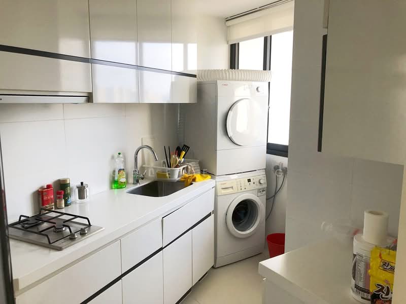 The Interlace, 180 Depot Road, 2 Bedrooms, 807 sqft, Condominium For Rent, by Gelene Ong, 23053705 - PropertyGuru.com.sg