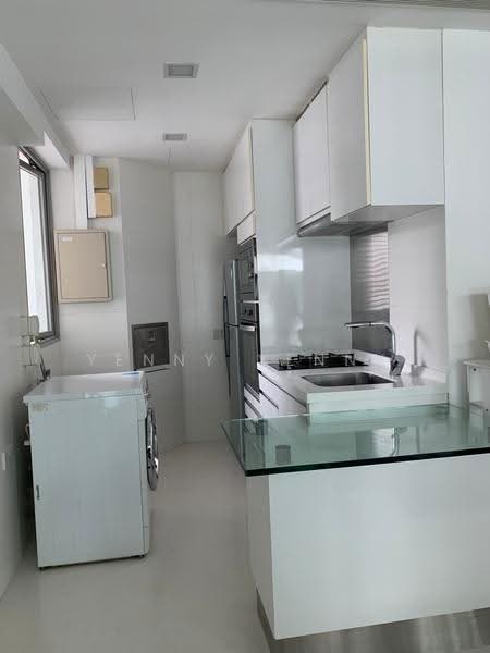 Nathan Residences, 25 Nathan Road, Tanglin / Holland / Bukit Timah, 1 Bedroom, 592 sqft, Condominium For Rent, by Yenny Adell, 23061793 - Kitchen - PropertyGuru.com.sg