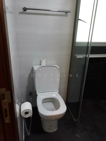 Urban Residences, 10 Lorong Ah Soo, 2 Bedrooms, 861 sqft, Condominium For Rent, by Josephine Tan, 23062838 - PropertyGuru.com.sg