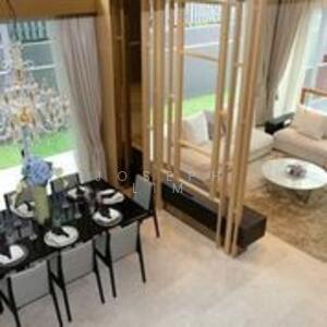 For Rent - Semi-detached house with garden and pool