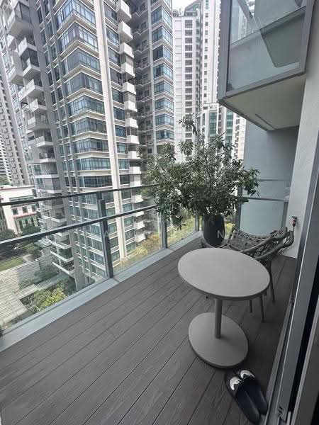 Miro, 1 Lincoln Road, Newton / Novena, 2 Bedrooms, 1,421 sqft, Condominium For Sale, by Fann Fan, 23064893 - Balcony - PropertyGuru.com.sg