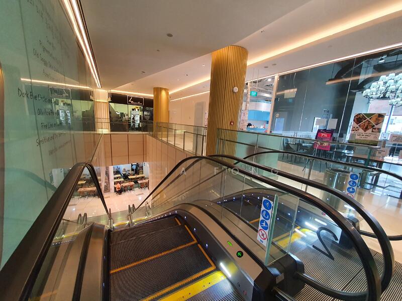 Royal Square, Royal Square, 538 sqft, Food & Beverage For Rent, by Julia Fong, 23065643 - CommercialGuru.com.sg