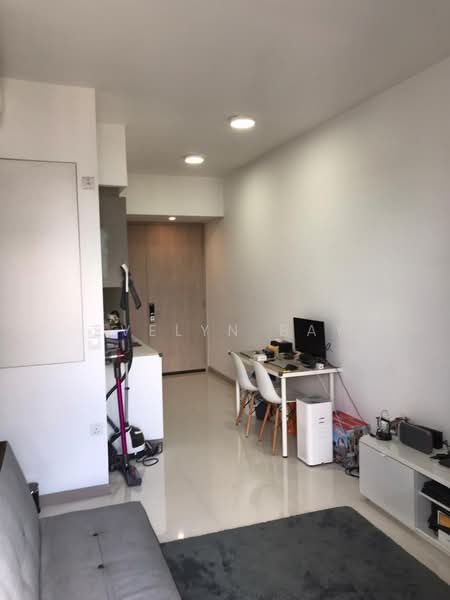 J Gateway, 2 Gateway Drive, 1 Bedroom, 474 sqft, Condominium For Rent, by Evelyn Bay, 23066731 - PropertyGuru.com.sg