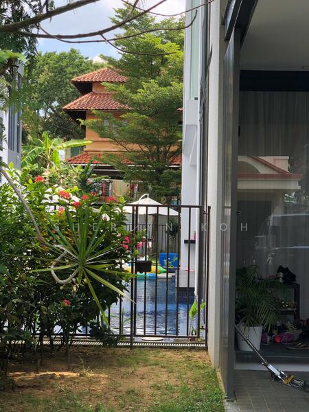 Modern Bungalow with Pool, Dunsfold Drive, 6 Bedrooms, 6,100 sqft, Detached House For Rent, by Sherlyn Koh, 23066943 - PropertyGuru.com.sg