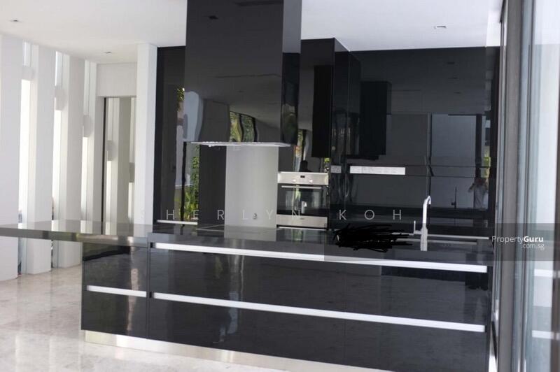 Modern Bungalow with Pool, Dunsfold Drive, 6 Bedrooms, 6,100 sqft, Detached House For Rent, by Sherlyn Koh, 23066943 - PropertyGuru.com.sg