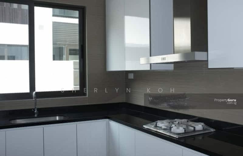 Modern Bungalow with Pool, Dunsfold Drive, 6 Bedrooms, 6,100 sqft, Detached House For Rent, by Sherlyn Koh, 23066943 - PropertyGuru.com.sg