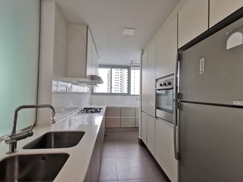 Regency Suites, 36 Kim Tian Road, 3 Bedrooms, 1,421 sqft, Apartment For Rent, by Andy Wong, 23070038 - PropertyGuru.com.sg