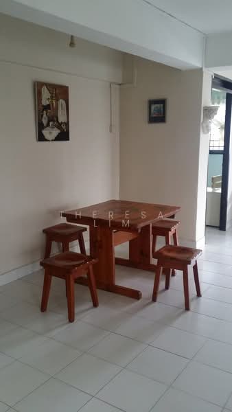 8 Ghim Moh Road, 8 Ghim Moh Road, 3 Bedrooms, 1,200 sqft, HDB Flat For Rent, by Theresa Lim, 23077343 - PropertyGuru.com.sg