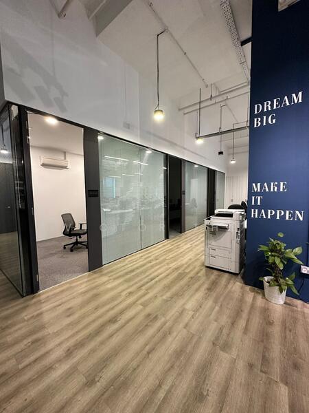 Interlocal Centre, 100G Pasir Panjang Road, 3,300 sqft, Light Industrial (B1) For Rent, by Victor The, 23077612 - CommercialGuru.com.sg