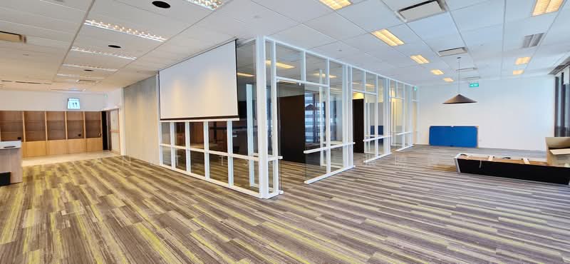 Tokio Marine Centre, 20 Mccallum Street, 3,655 sqft, Office For Rent, by Janet Tsc ( 张曉菁 ), 23078555 - CommercialGuru.com.sg