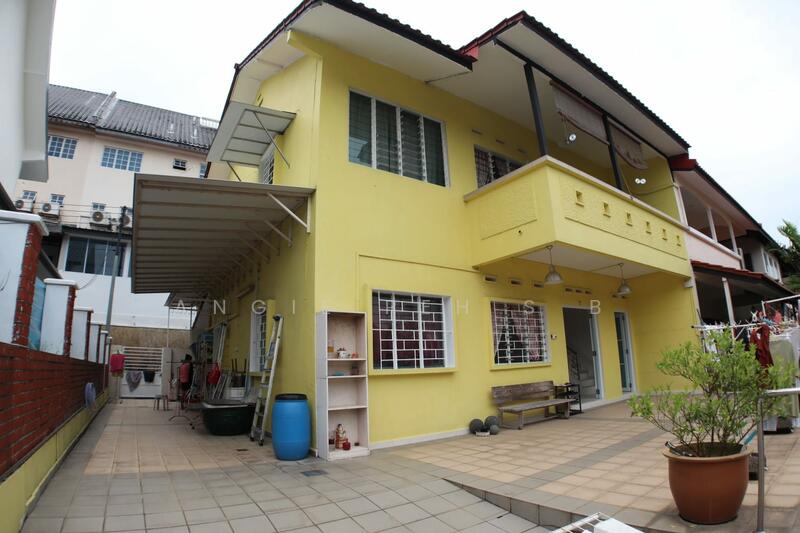 Jalan kayu estatej, Jalan kayu estate, 5 Bedrooms, 2,500 sqft, Corner Terrace For Sale, by ANGIE PEH S B, 23081728 - PropertyGuru.com.sg