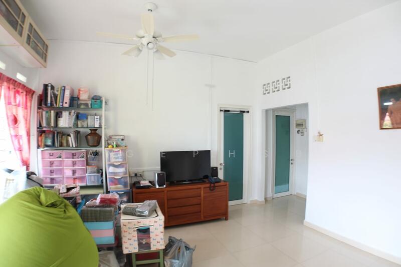 Jalan kayu estatej, Jalan kayu estate, 5 Bedrooms, 2,500 sqft, Corner Terrace For Sale, by ANGIE PEH S B, 23081728 - PropertyGuru.com.sg