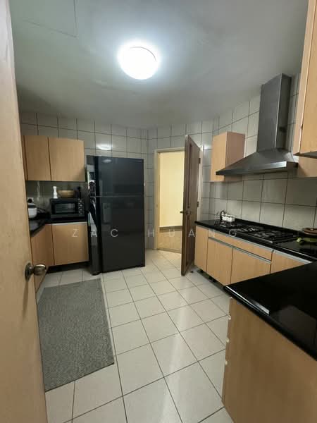 Oleanas Residences, 42 Kim Yam Road, 3 Bedrooms, 1,227 sqft, Condominium For Rent, by Zac Huang, 23081812 - PropertyGuru.com.sg