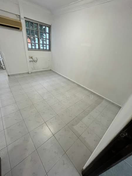 128 Ang Mo Kio Avenue 3, 128 Ang Mo Kio Avenue 3, 2 Bedrooms, 904 sqft, HDB Flat For Rent, by David Yu, 23082239 - PropertyGuru.com.sg