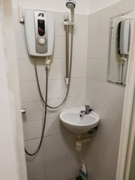 Kerrisdale, 36 Sturdee Road, Room Rental, 75 sqft, Condominium For Rent, by Pedro Chuang, 23089792 - PropertyGuru.com.sg