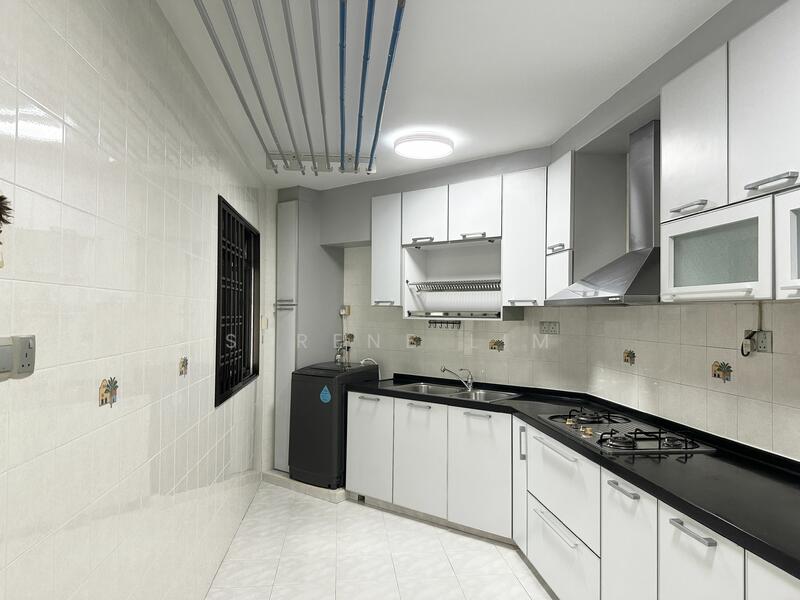 For Rent - 183A Rivervale Crescent