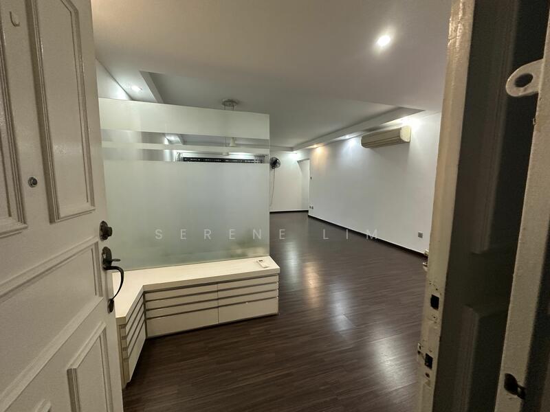 For Rent - 183A Rivervale Crescent