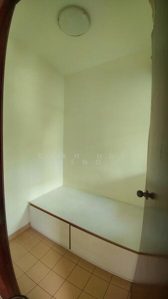 Helper room