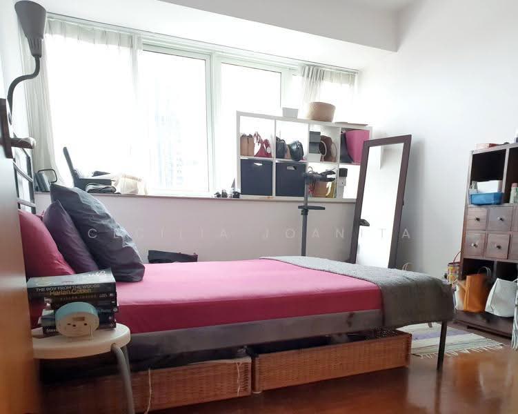 Queens, 12 Stirling Road, Alexandra / Commonwealth, 3 Bedrooms, 1,184 sqft, Condominium For Sale, by Cecilia Joanita, 23103050 - PropertyGuru.com.sg