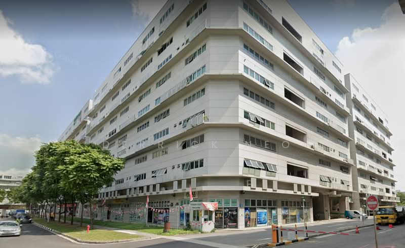 Pioneer Point, 5 Soon Lee Street, Boon Lay / Jurong / Tuas, 1,066 sqft, Factory / Workshop (B2) For Sale, by Derrick Neo, 23108675 - Bustling area with vibrant business activities - CommercialGuru.com.sg