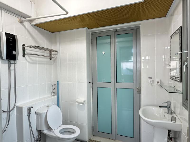 780A Woodlands Crescent, 780A Woodlands Crescent, Admiralty / Woodlands, 1 Bedroom, 506 sqft, HDB Flat For Rent, by Dave Ong, 23108922 - Bathroom - PropertyGuru.com.sg