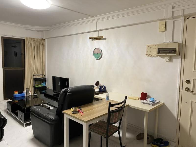 183 Toa Payoh Central, 183 Toa Payoh Central, Balestier / Toa Payoh, 2 Bedrooms, 689 sqft, HDB Flat For Rent, by Jimmy KOH, 23111973 - Living room - PropertyGuru.com.sg