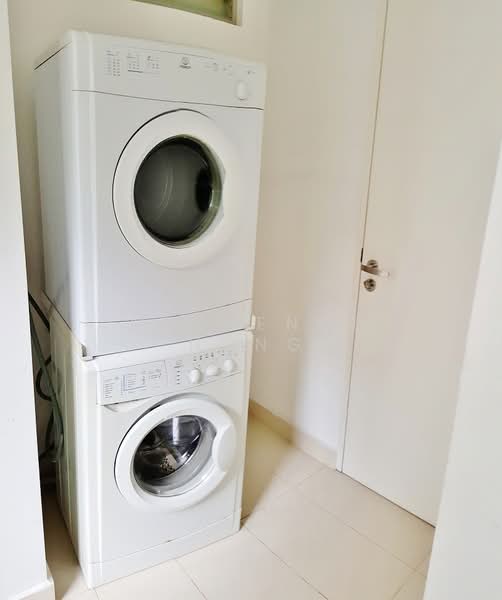 Nassim Regency, 37 Nassim Road, 3 Bedrooms, 2,024 sqft, Apartment For Rent, by Lawrence Hong, 23118739 - PropertyGuru.com.sg