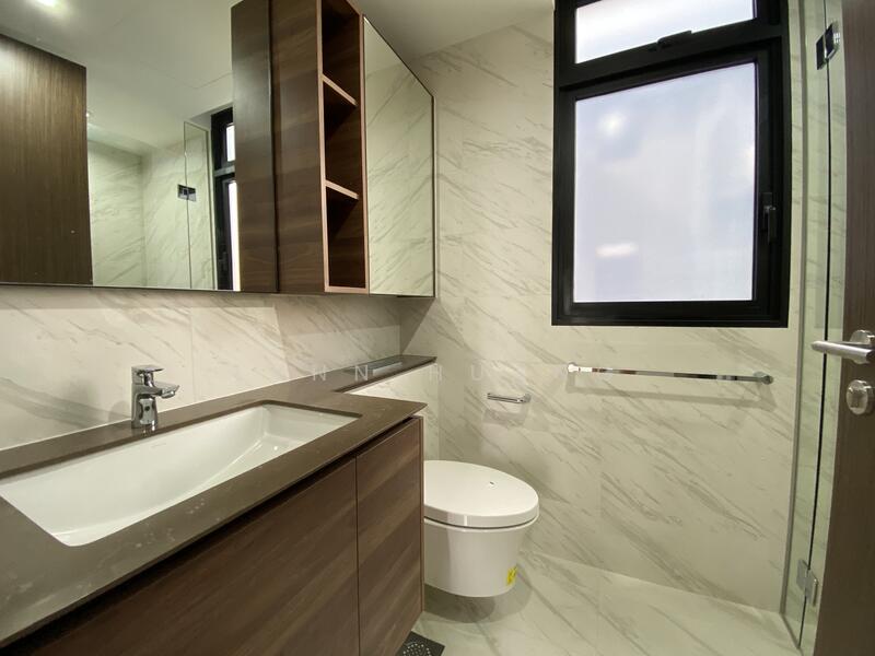 Le Quest, 2 Bukit Batok Street 41, 3 Bedrooms, 980 sqft, Condominium For Rent, by Lynn Huang, 23118770 - PropertyGuru.com.sg