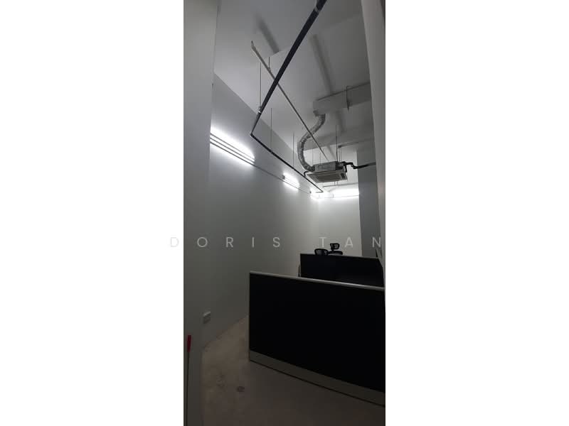 NEWest, 1 West Coast Drive, 510 sqft, Mall Shop For Rent, by Doris Tan, 23120525 - Fitted with lighting and aircon outlet  - CommercialGuru.com.sg