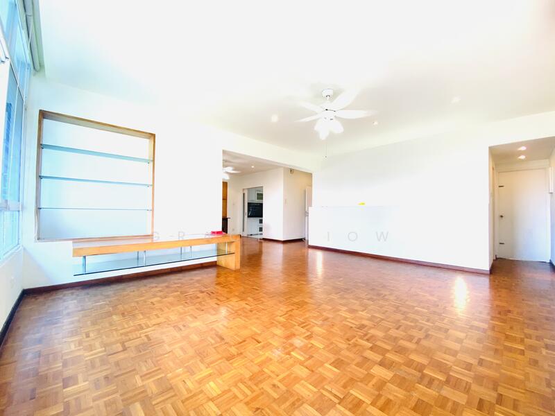 Ridgewood Condominum, 15 mount Sinai Rise, 3 Bedrooms, 1744 sqft, N