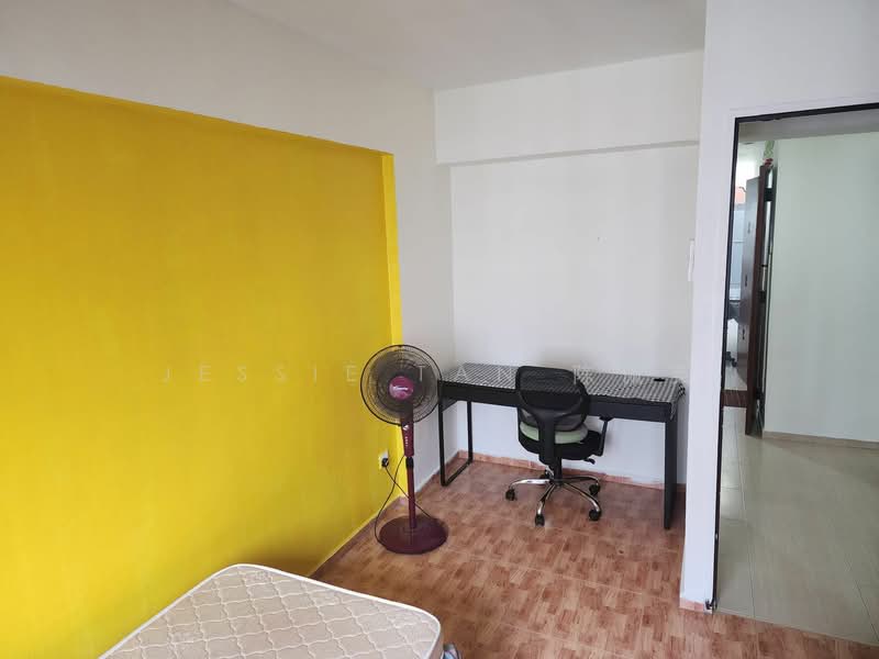 684B Choa Chu Kang Crescent, 684B Choa Chu Kang Crescent, Room Rental, 100 sqft, HDB Flat For Rent, by Jessie Tan 陈佩英, 23123463 - PropertyGuru.com.sg