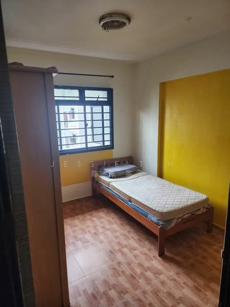 684B Choa Chu Kang Crescent, 684B Choa Chu Kang Crescent, Room Rental, 100 sqft, HDB Flat For Rent, by Jessie Tan 陈佩英, 23123463 - PropertyGuru.com.sg