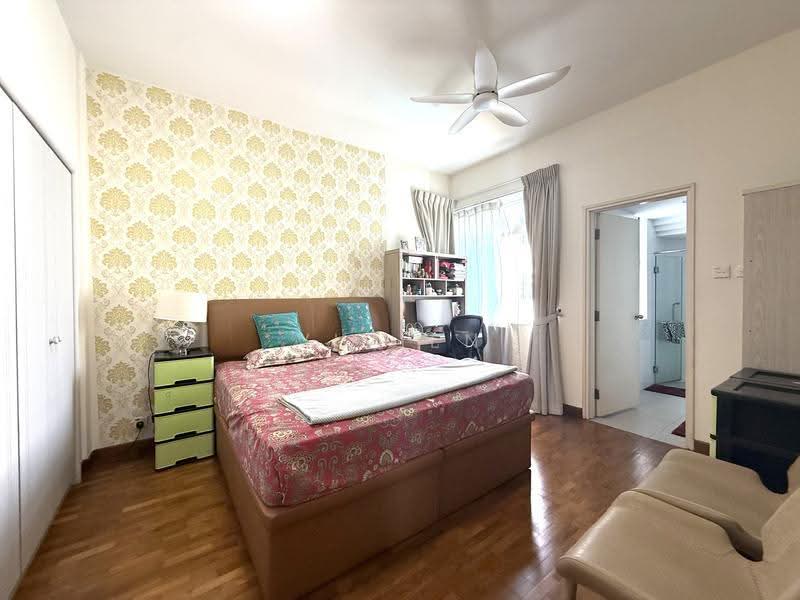 The Waterside, 11 Tanjong Rhu Road, East Coast / Marine Parade, 4 Bedrooms, 2,399 sqft, Condominium For Sale, by Vivien Ooi, 23124662 - Bedroom - PropertyGuru.com.sg