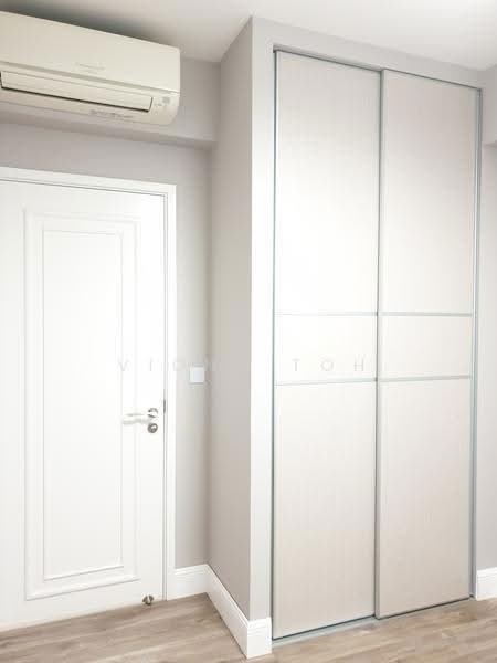 Full height built in wardrobe