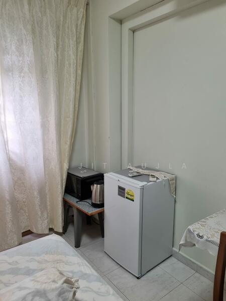 For Rent - 606 Senja Road