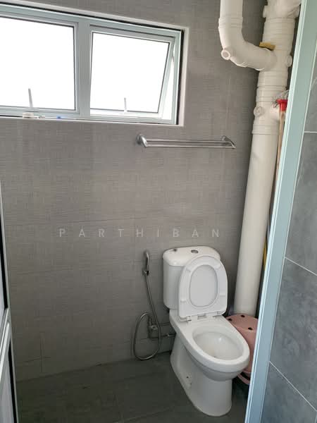 349 Bukit Batok Street 34, 349 Bukit Batok Street 34, 3 Bedrooms, 904 sqft, HDB Flat For Sale, by Parthiban R, 23135739 - PropertyGuru.com.sg
